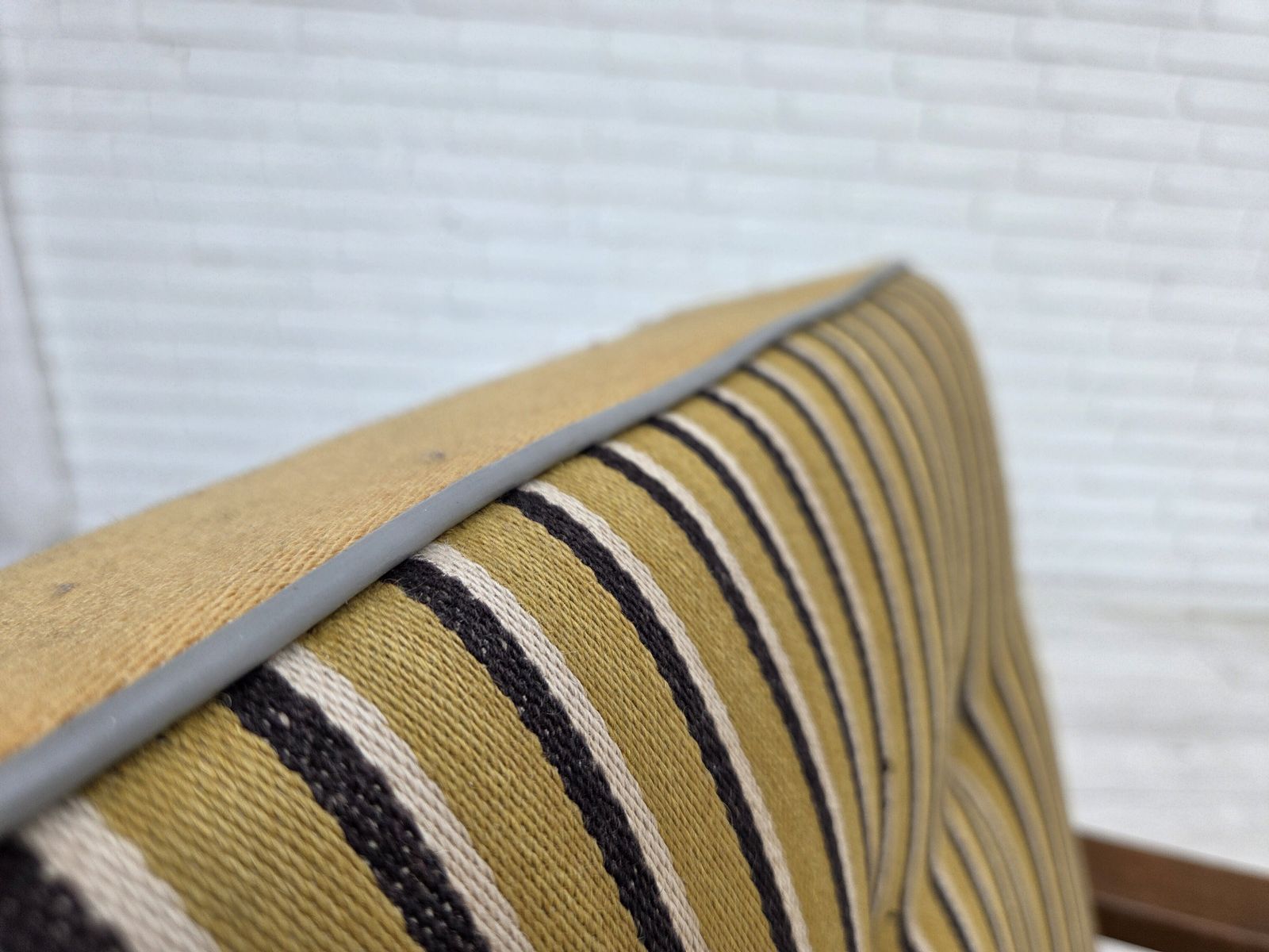 Jaren 1960, Deense fauteuil, meubelwol, beukenhout. photo vintage