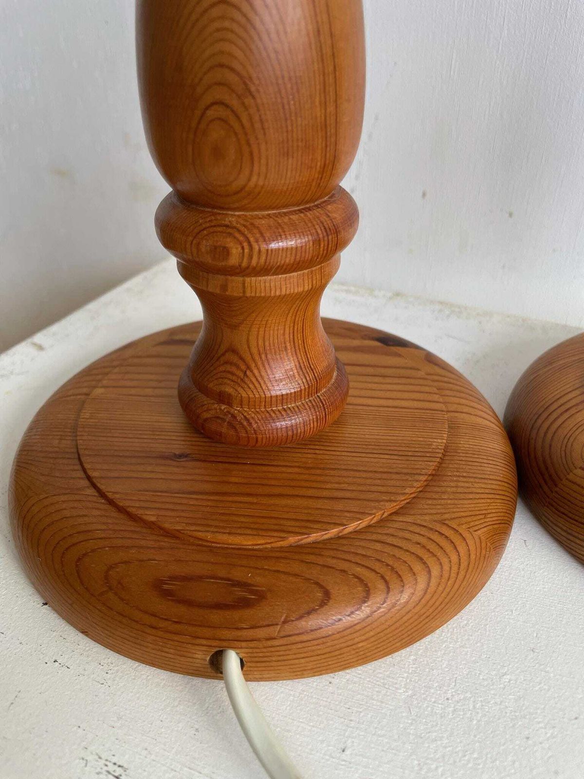 Vintage Pair Of 80s Pine Turned Wood Table Lamps photo Lighting