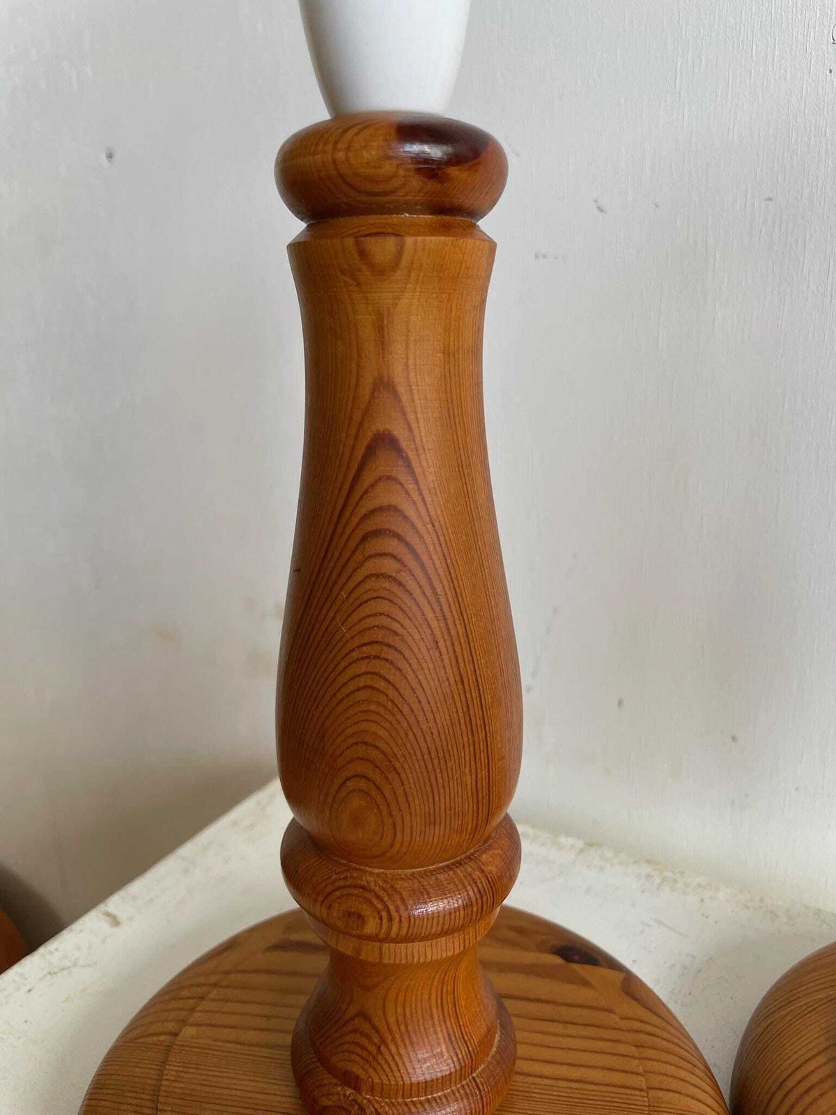Vintage Pair Of 80s Pine Turned Wood Table Lamps photo 85.0