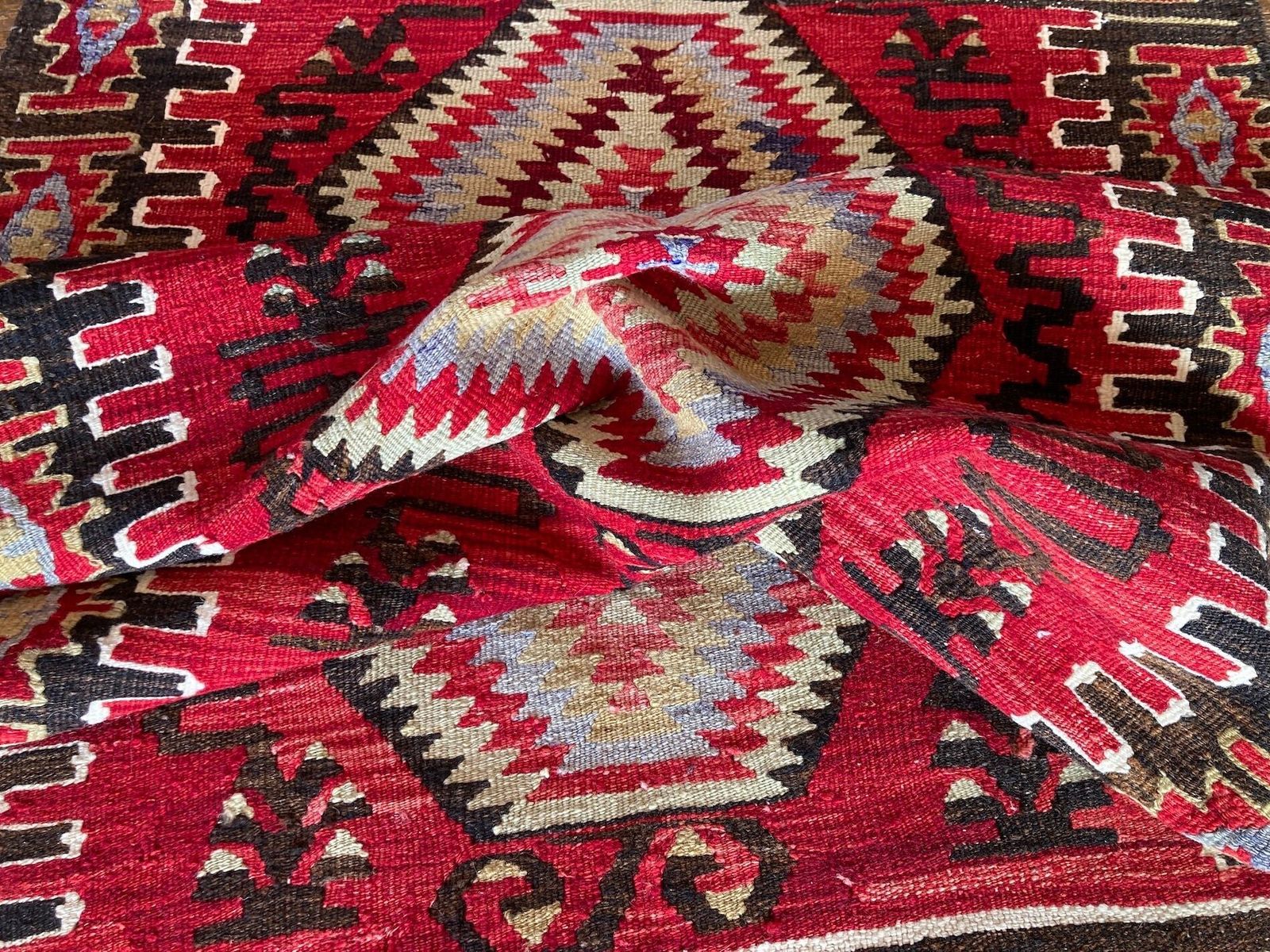 photo vintage Vintage Anatolische Kilim 1,78m x 0,95m