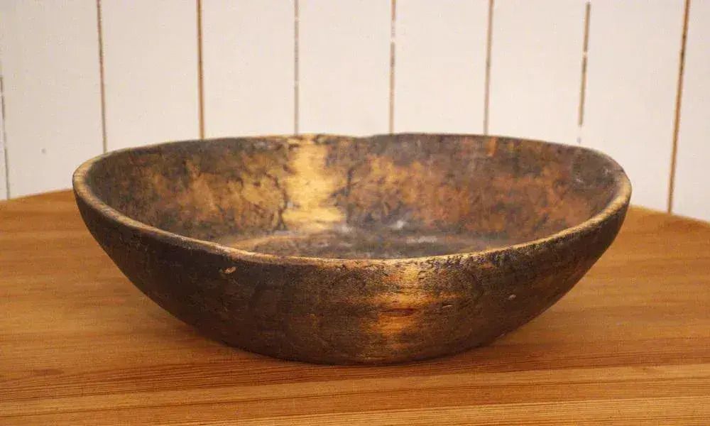 Grand bol en bois folklorique suédois photo 560.0