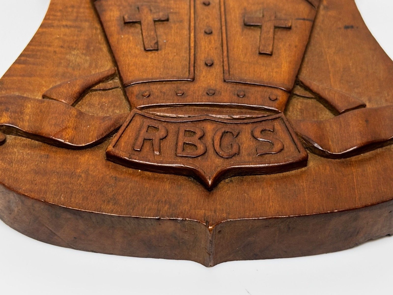 Arts & Crafts Revival Heraldisch Gesneden Wapenschild Rivington & Blackrod Grammar School photo vinterior