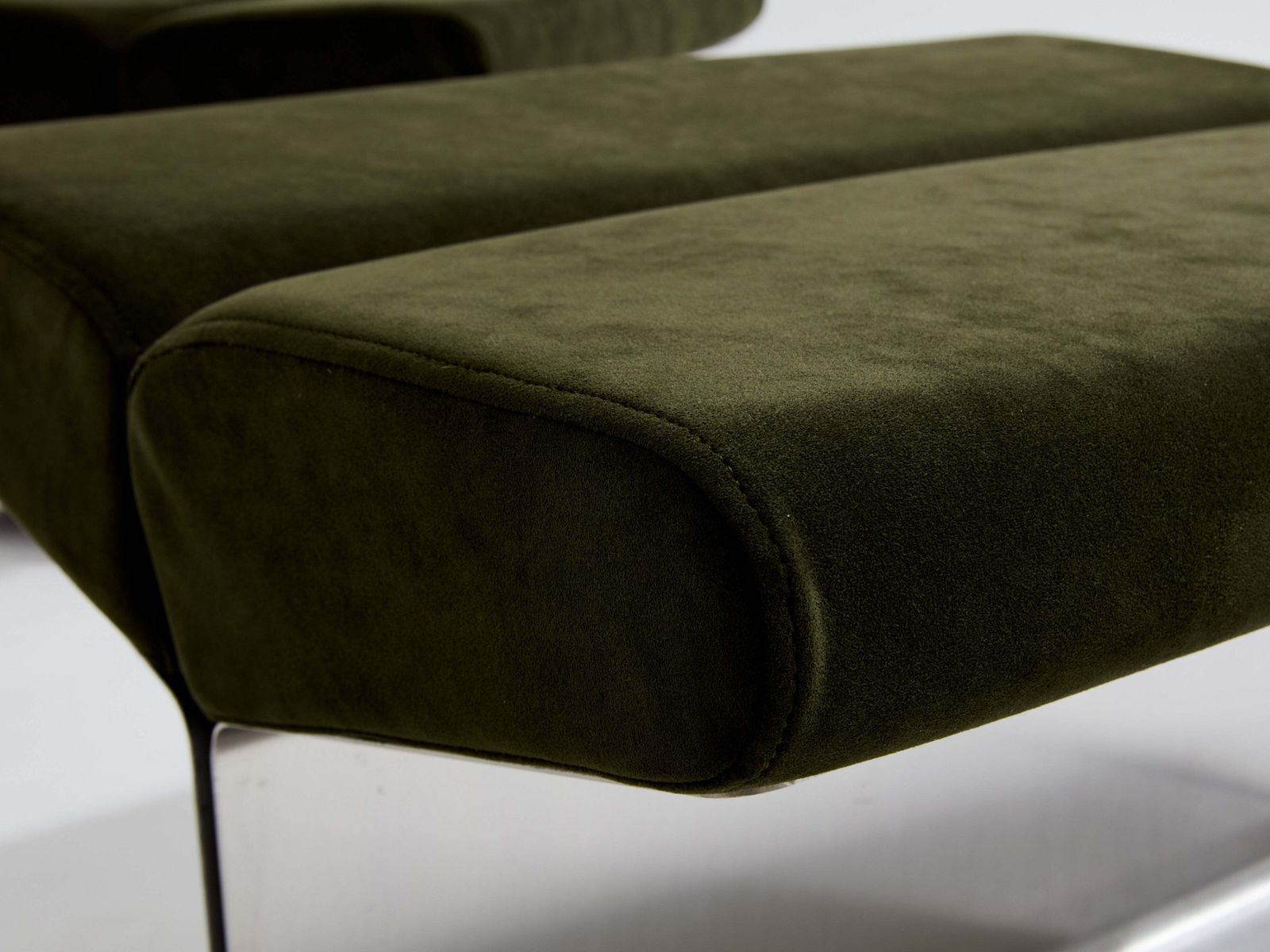 Poufs en acier inoxydable et Alcantara Paul Geoffroy pour Uginox, 1975 photo Mobilier