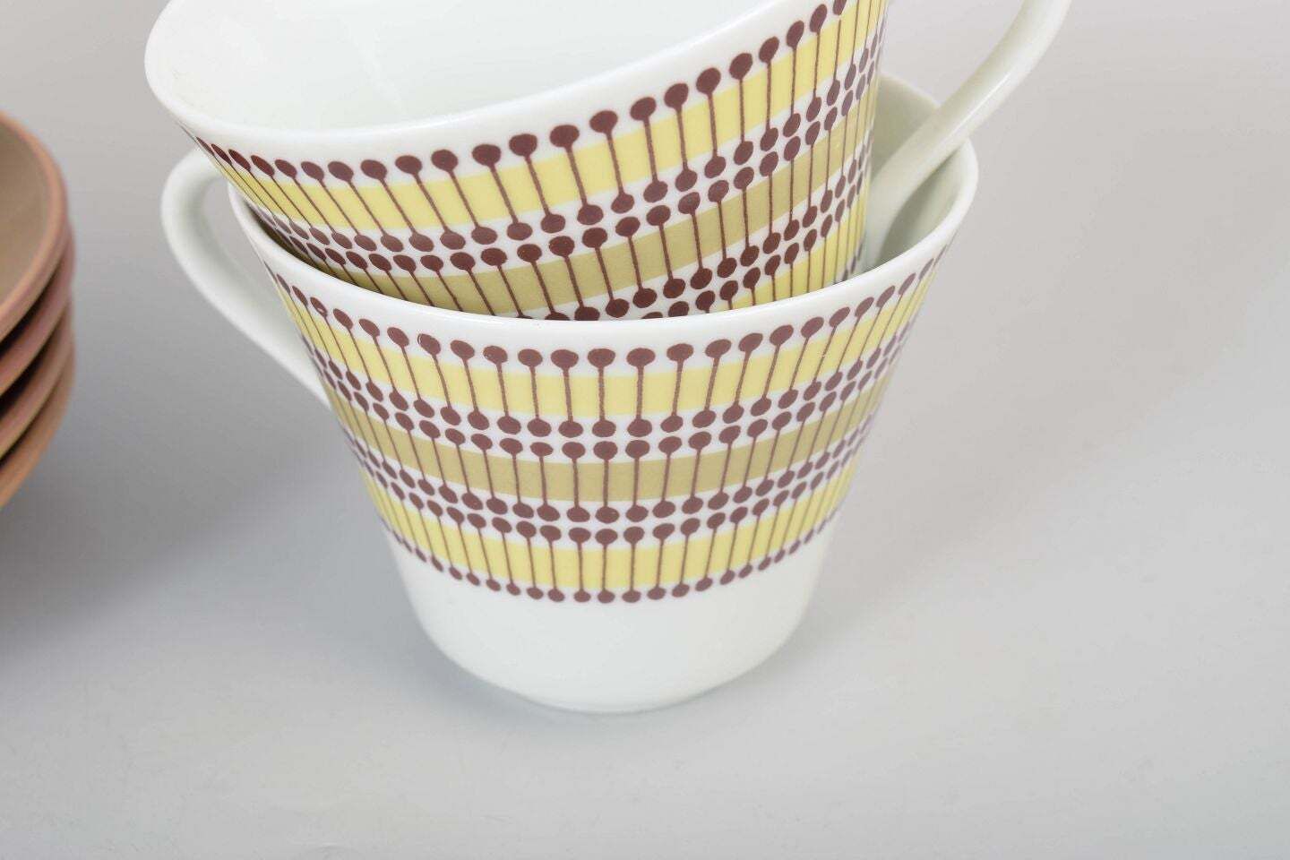 Quatre tasses à thé « Mandarin » avec soucoupes, Rörstrand, par Marianne Westman, années 1960 photo furniture
