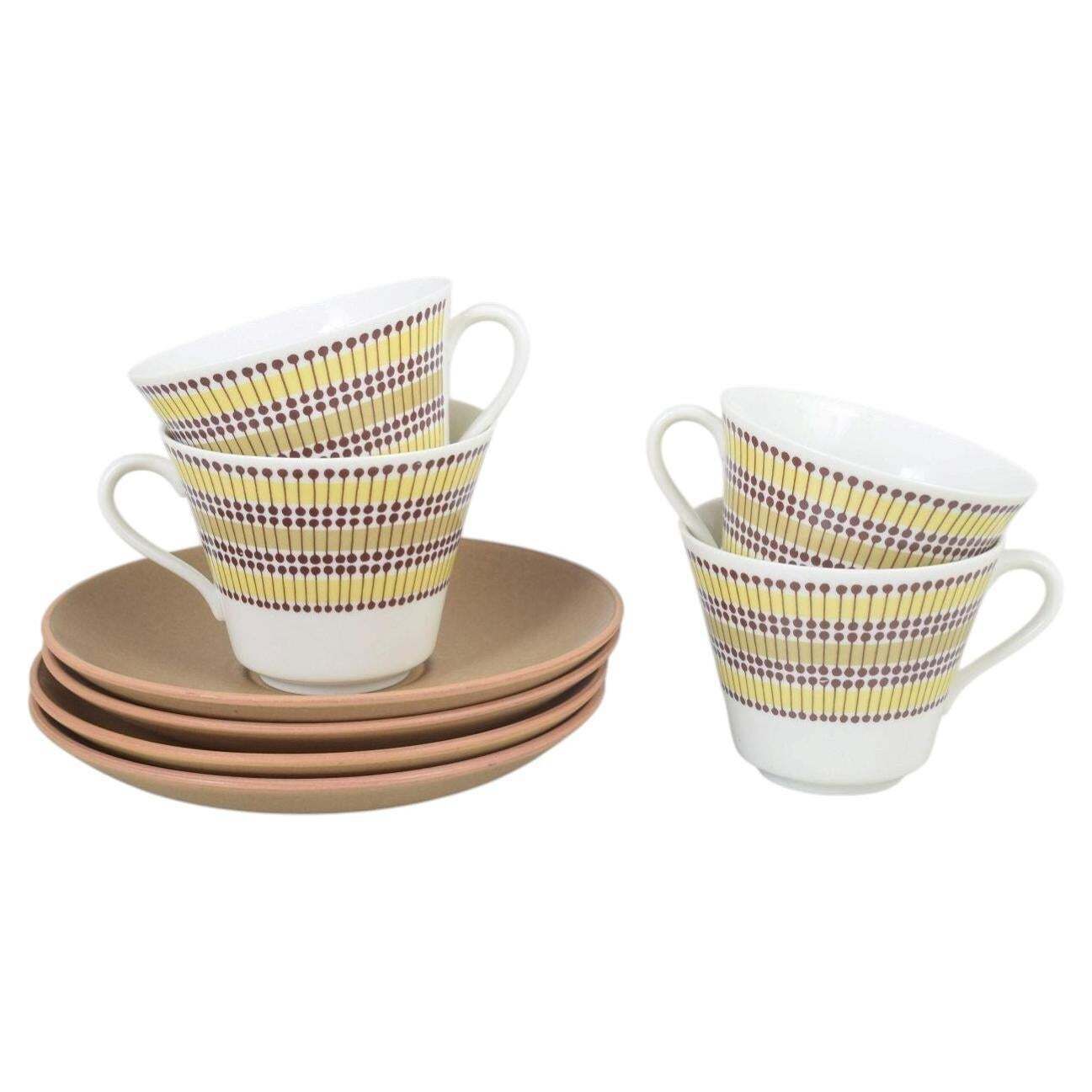 Quatre tasses à thé « Mandarin » avec soucoupes, Rörstrand, par Marianne Westman, années 1960