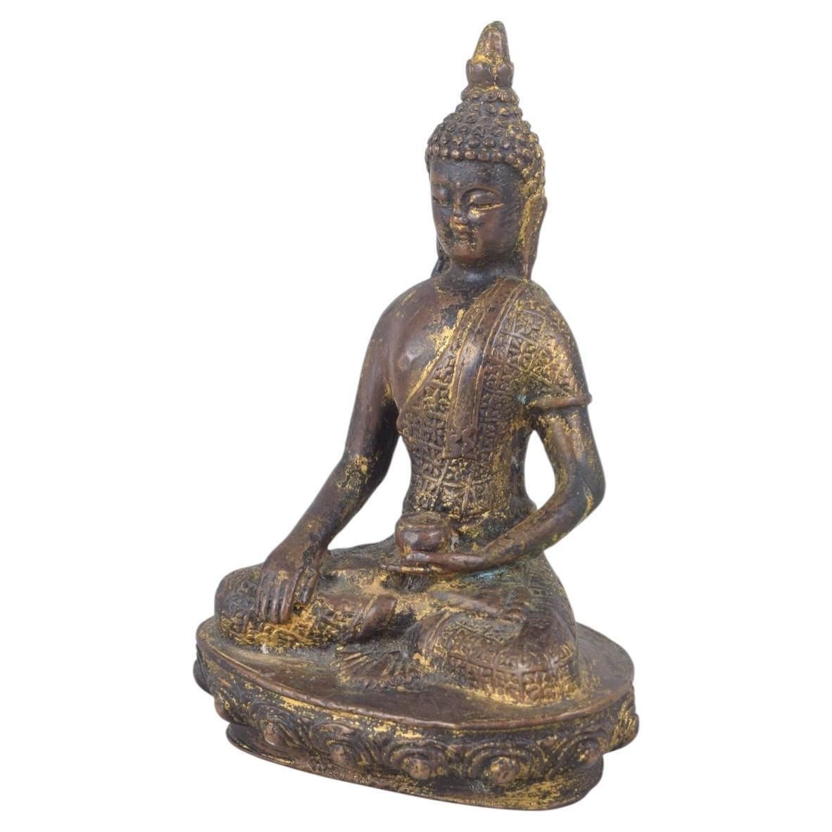 Seated Buddha Figure In Gilt Bronze With Meditative Pose. Asia, 19th C