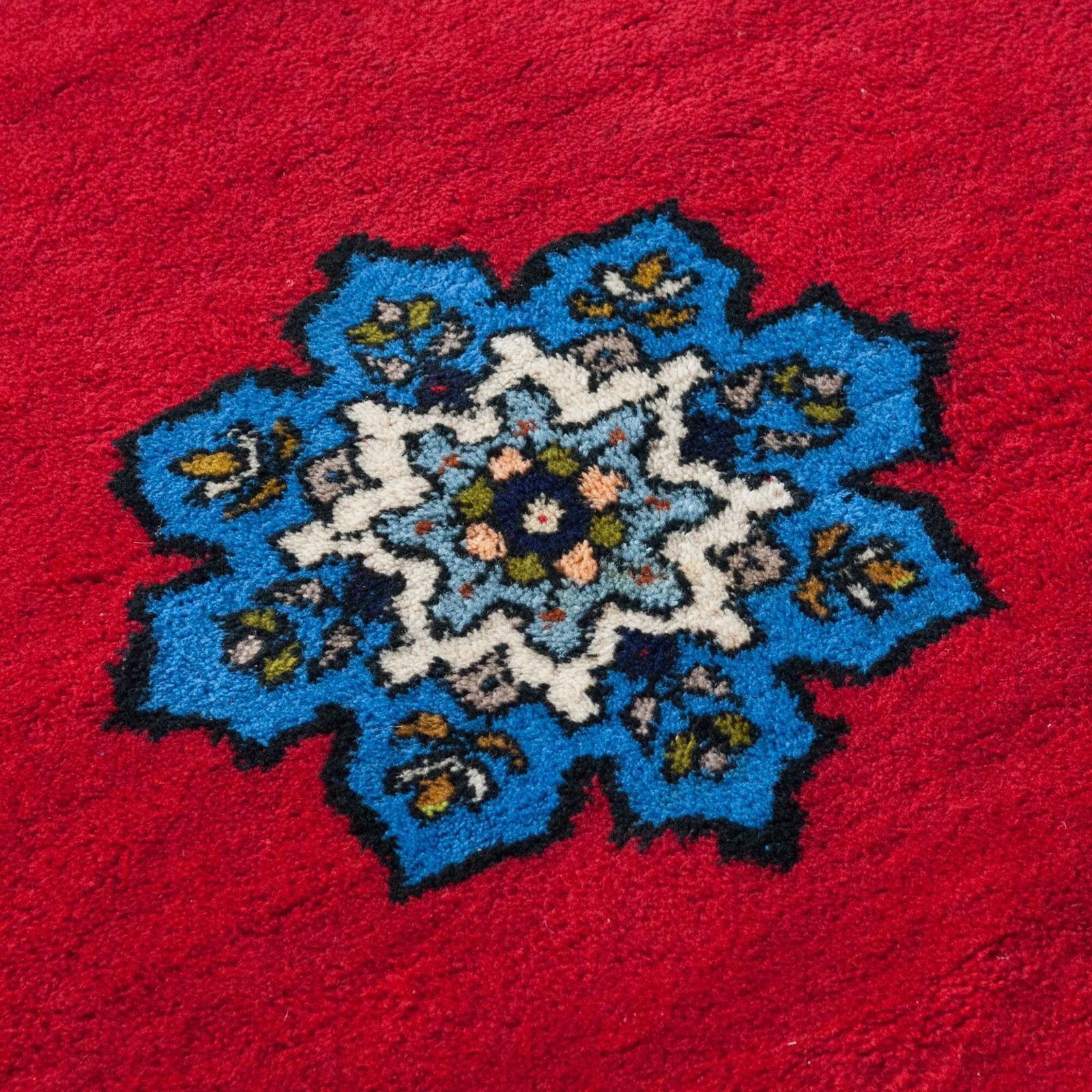 Vintage Hand Knotted Moroccan Berber Wool Rug   180 × 123 Cm photo Textiles