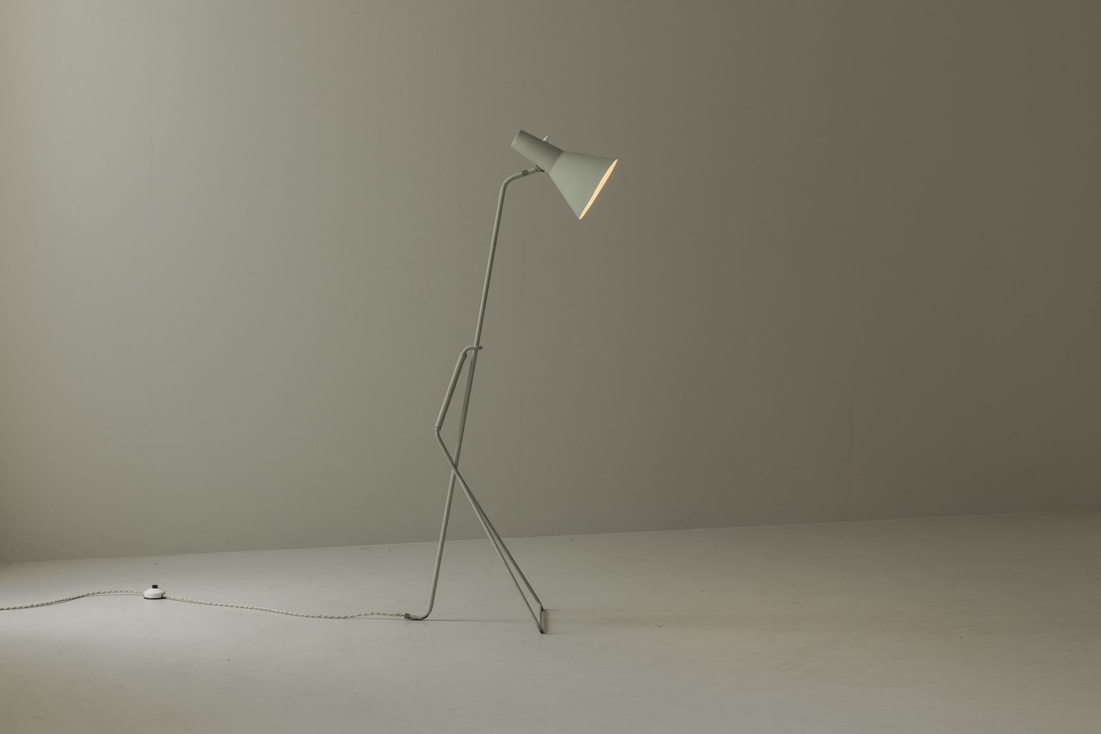 Sculpturale vloerlamp, model E1770, van Svend Aage Holm Sørensen voor Asea, ca. jaren 1950