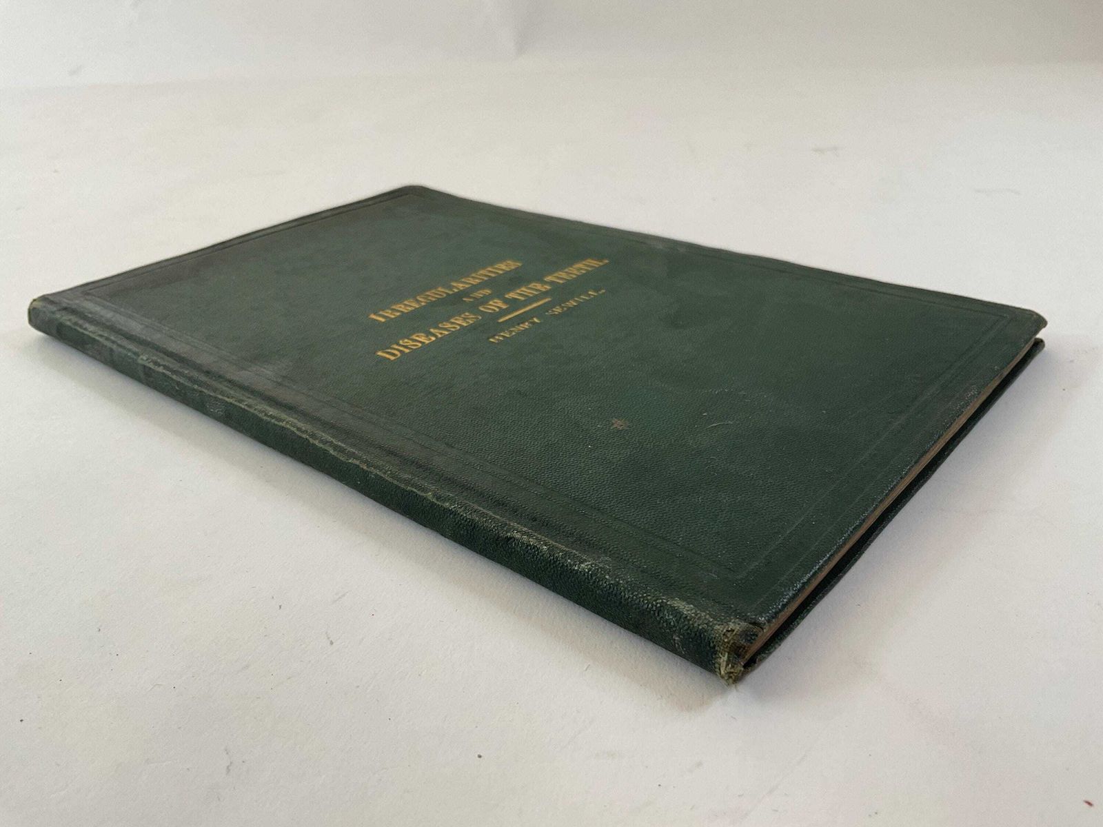 Antiek tandheelkundig boek uit 1870: Irregularities And Diseases Of The Teeth door Henry Sewill, Victoriaanse medische geschiedenis en tandheelkundige curiosa photo 95.0