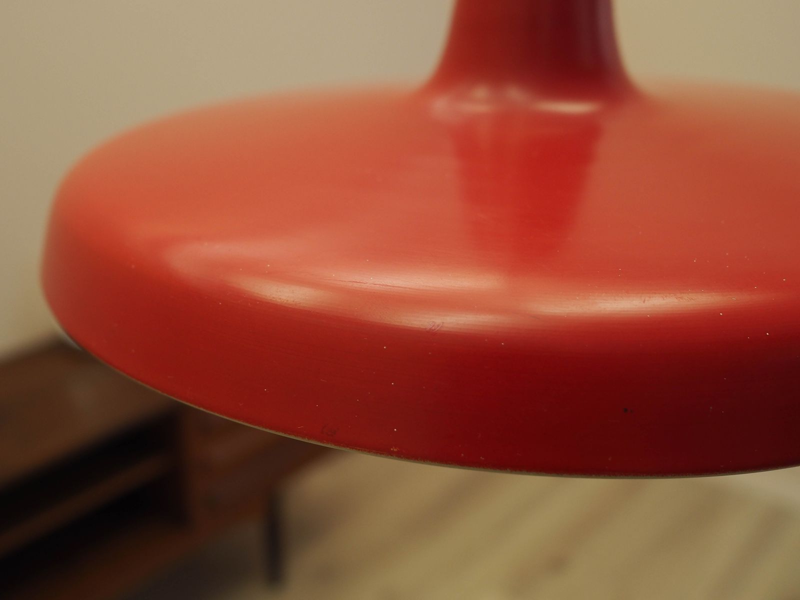 Lampe à suspension industrielle danoise en métal rouge, design scandinave moderne, années 1960 photo 379.0