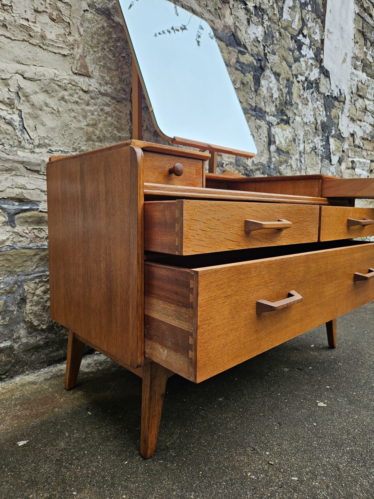 photo vinterior G Plan Oak Dressing Table: Brandon Range Mid Century Modern Five Drawer Chest