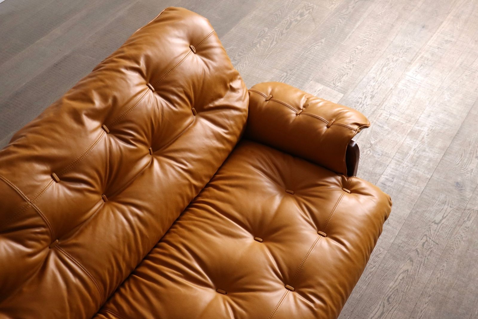 Jean Gillon Rodeio Sofa voor Italma Wood Art, Brazilië, 1965 photo vinterior