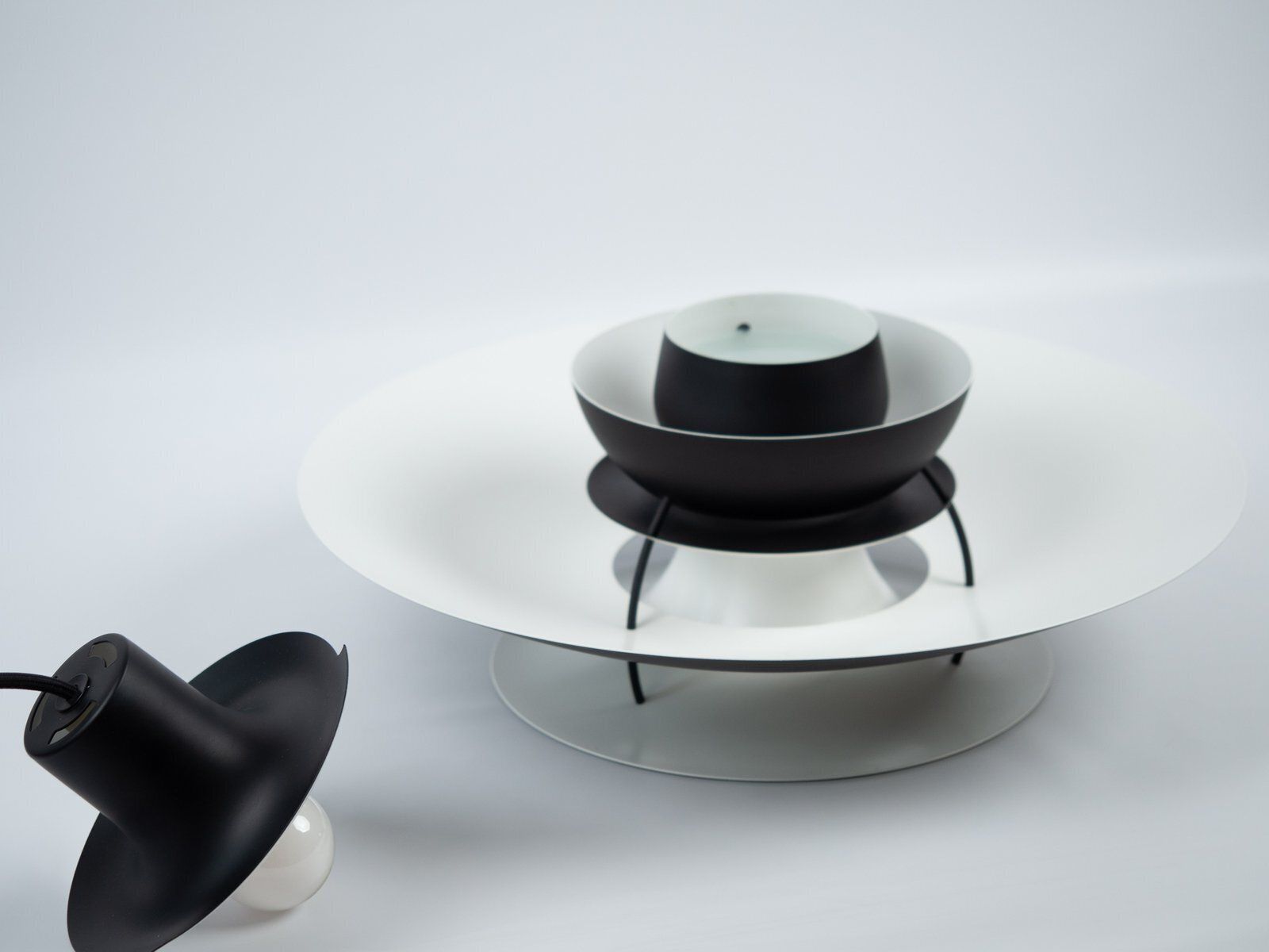 photo furniture Vintage Deense Ph 5 lamp van Poul Henningsen voor Louis Poulsen, jaren 2000