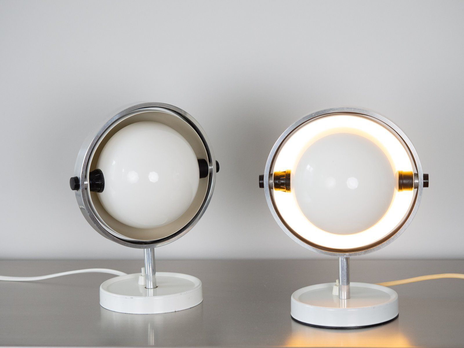 Lampes de table Moonlight par Flemming Brylle, années 1960, lot de 2 photo vinterior