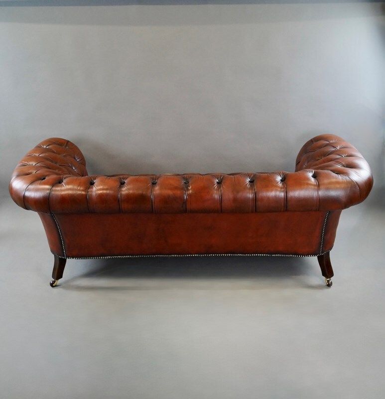 Victoriaanse leren Chesterfield photo furniture
