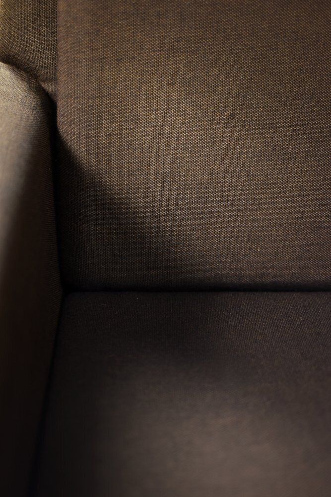 Mid Century Danish Modern bruine 3-zitsbank van Folke Ohlsson voor Fritz Hansen, jaren 1960 photo furniture