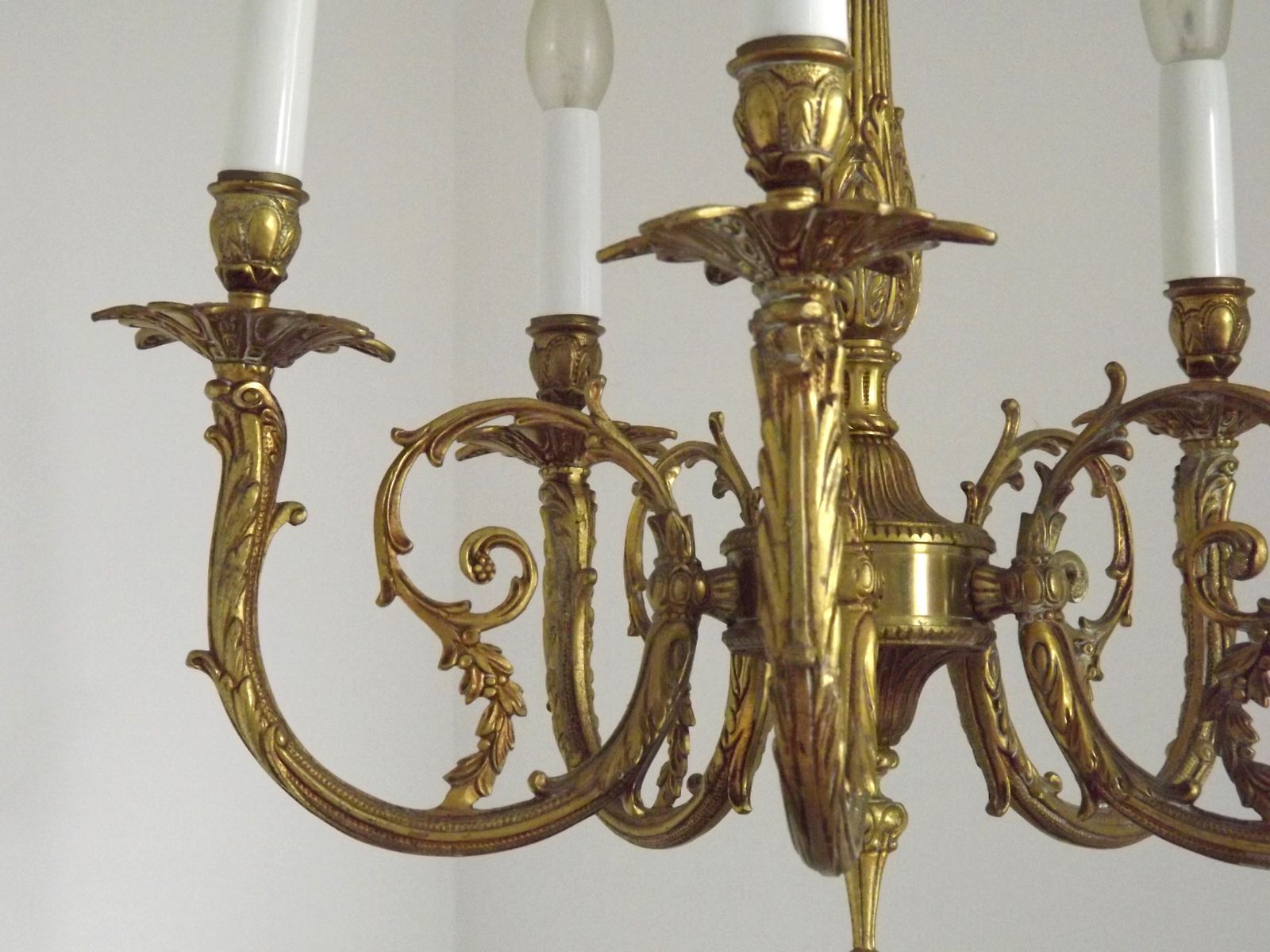 345.0 Elegante Franse bronzen Art Nouveau kroonluchter met 5 lichtpunten photo