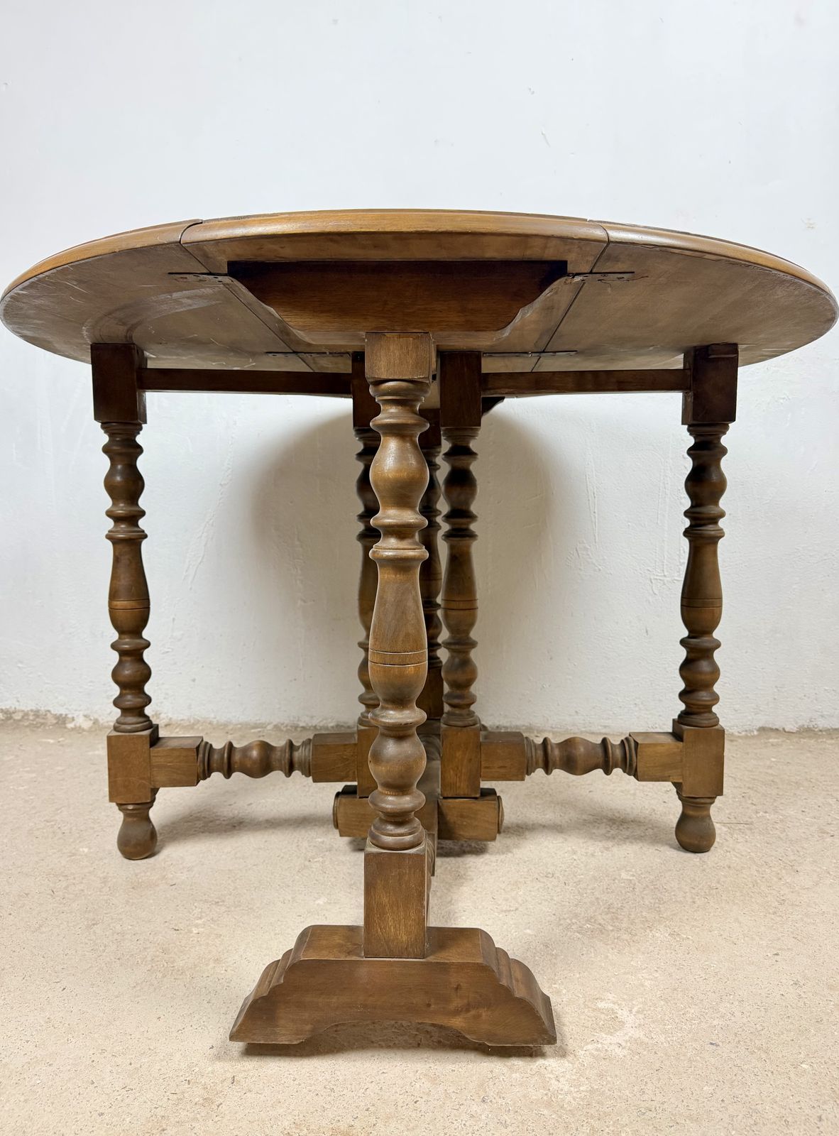 Spanish Drop Leaf Dining Table With Barley Twist Legs, Mid 20th Century photo vintage
