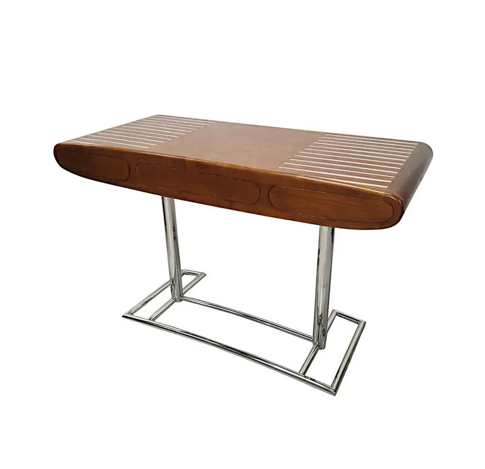 photo furniture Mid-Century Design Bureau in Walnoot en Chroom