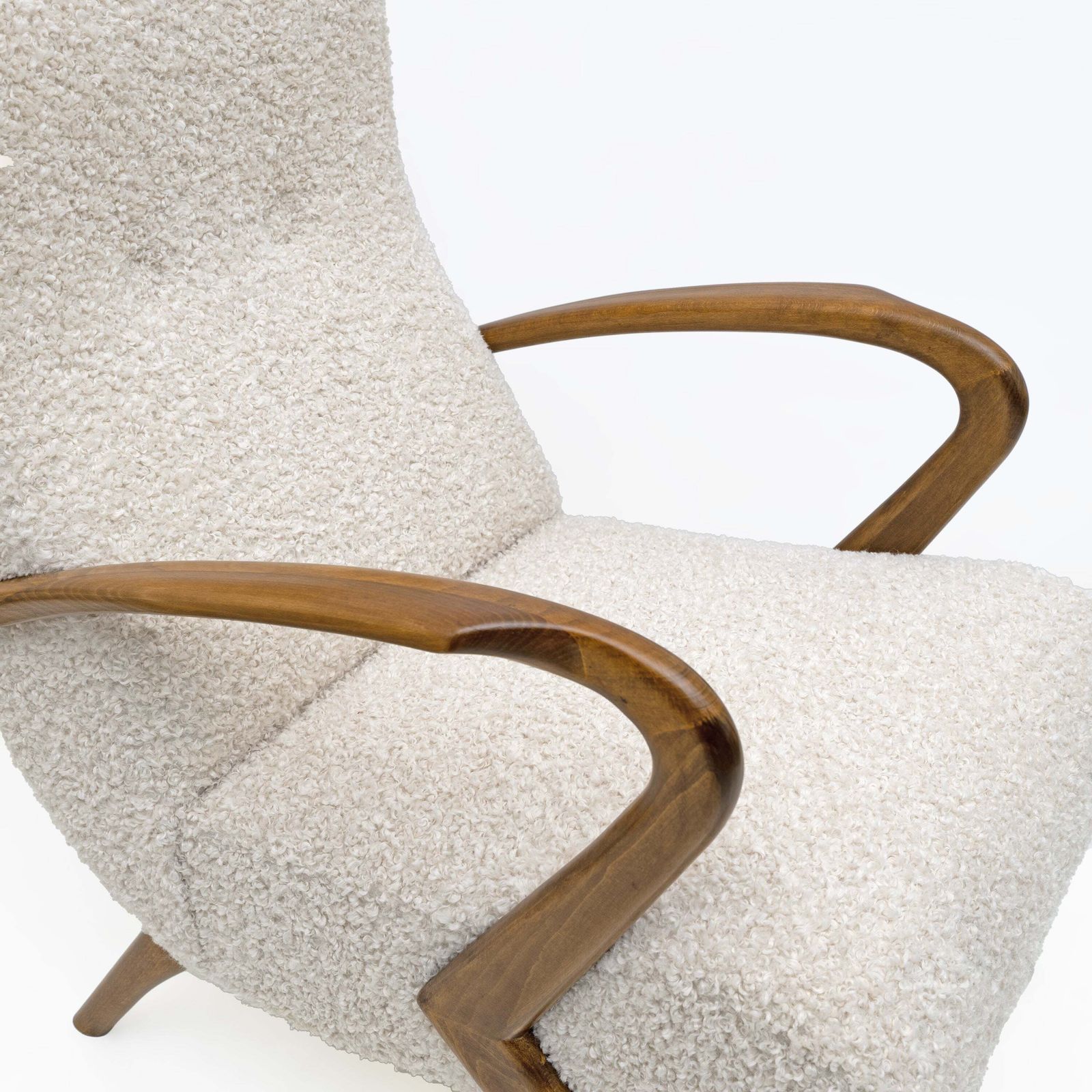 Paire de fauteuils italiens mid-century modern en bouclé, attribués à Paolo Buffa photo buy