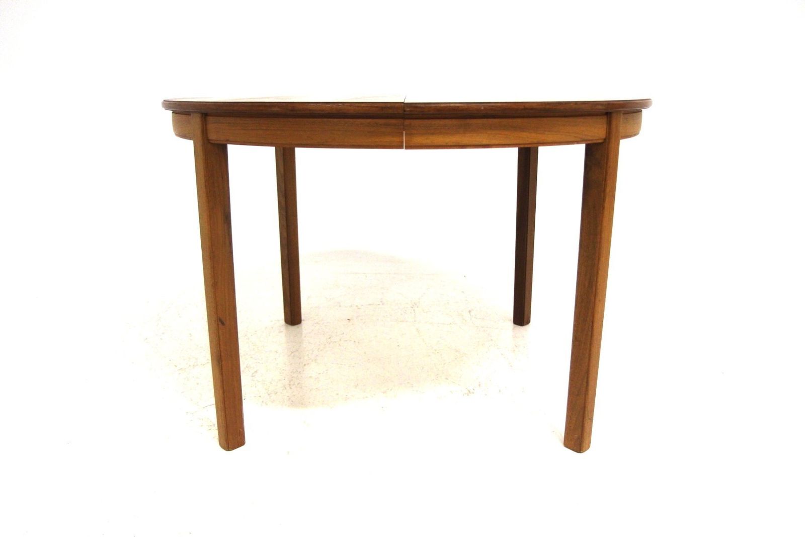 Table à manger scandinave en noyer, Suède, 1960 photo furniture