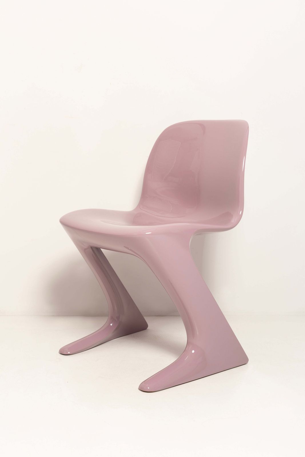 photo furniture Pastel Violet Kangaroo Chair Designed By Ernst Moeckl, Germany, 1968