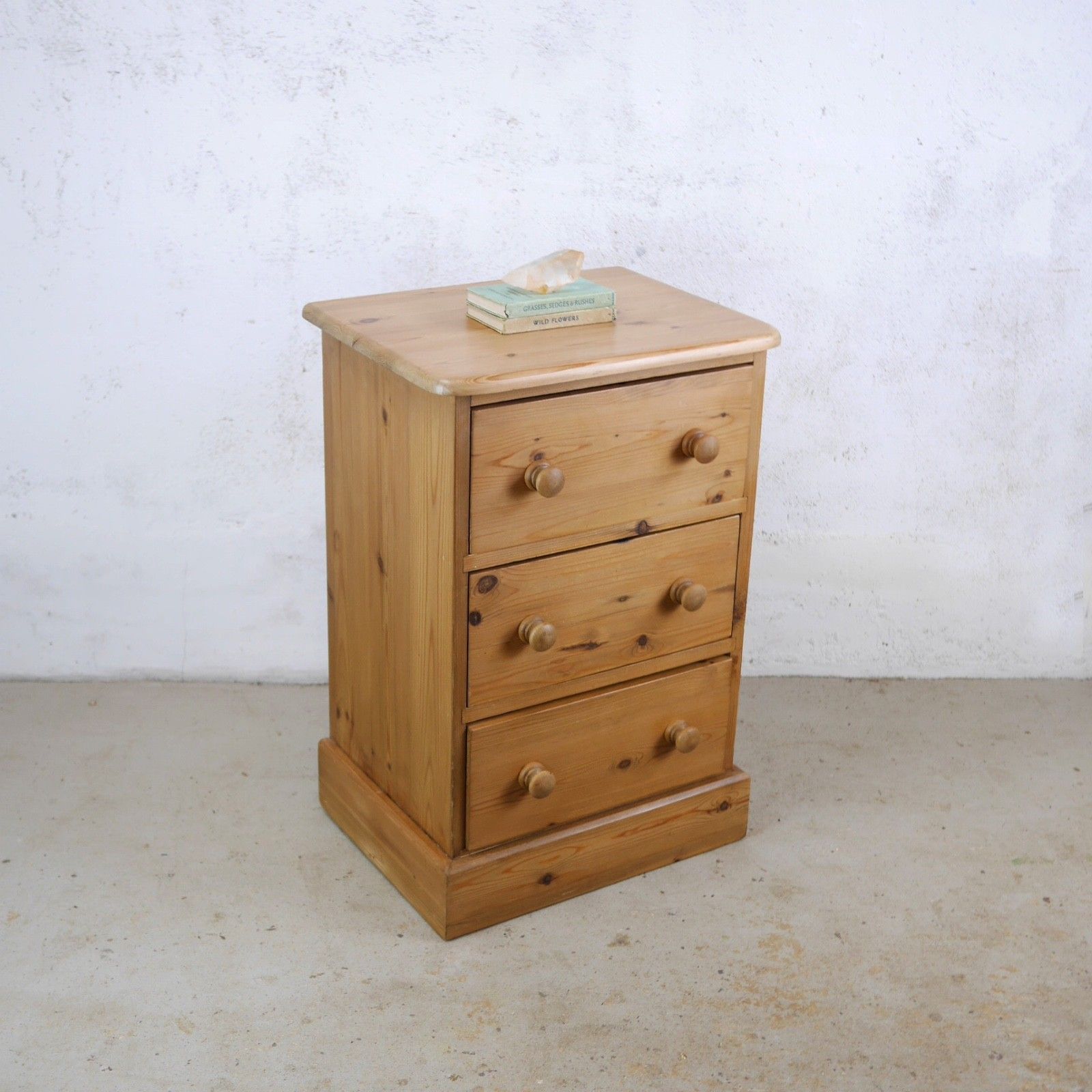 Pair Vintage Stripped Pine Bedside Tables Drawers #103293 photo vinterior