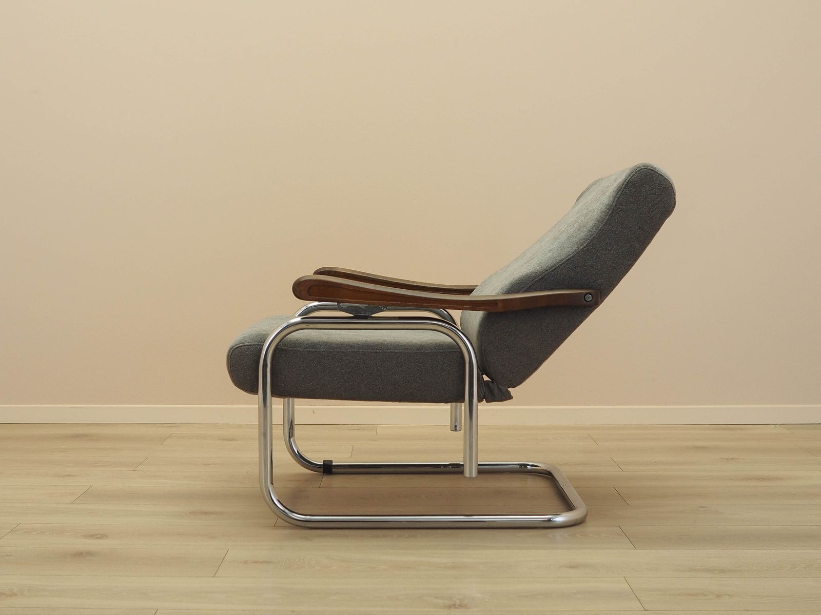 Italiaanse lounge chair met verstelbare rugleuning, beuken armleuningen, jaren 1970 photo 1449.0