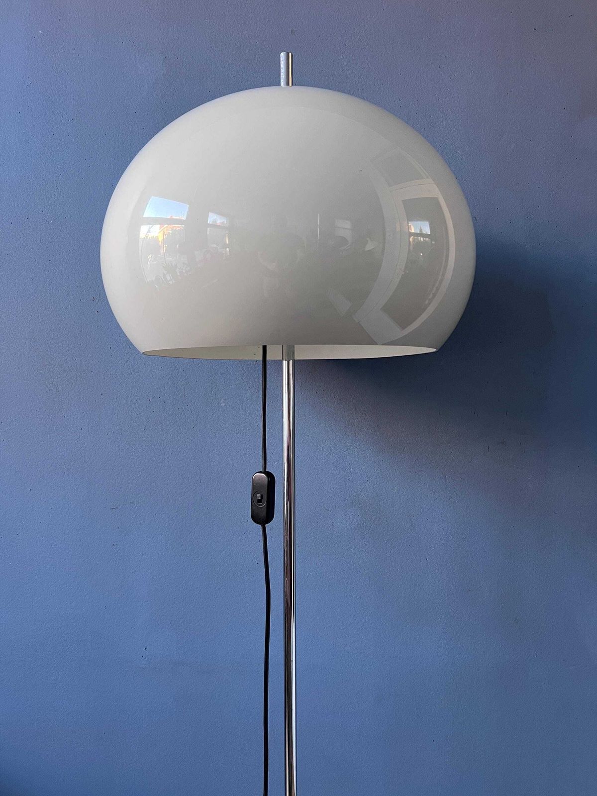 Vintage witte paddenstoellamp | Mid Century plexiglazen kap photo buy
