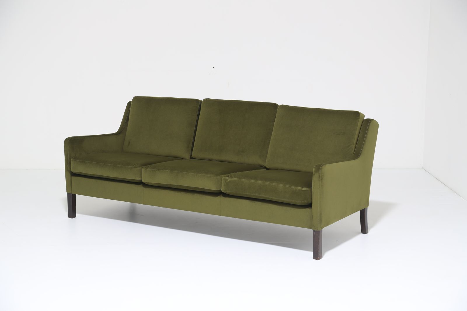 Vintage Danish Moss Green Velvet Three Seat Sofa By George Thams For Vejen Polstermøbelfabrik, 1960s.