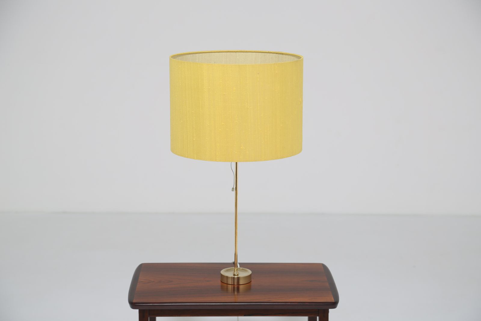 Vintage Zweedse Messing Tafellamp Model B 09 van Bergboms, jaren 1960.