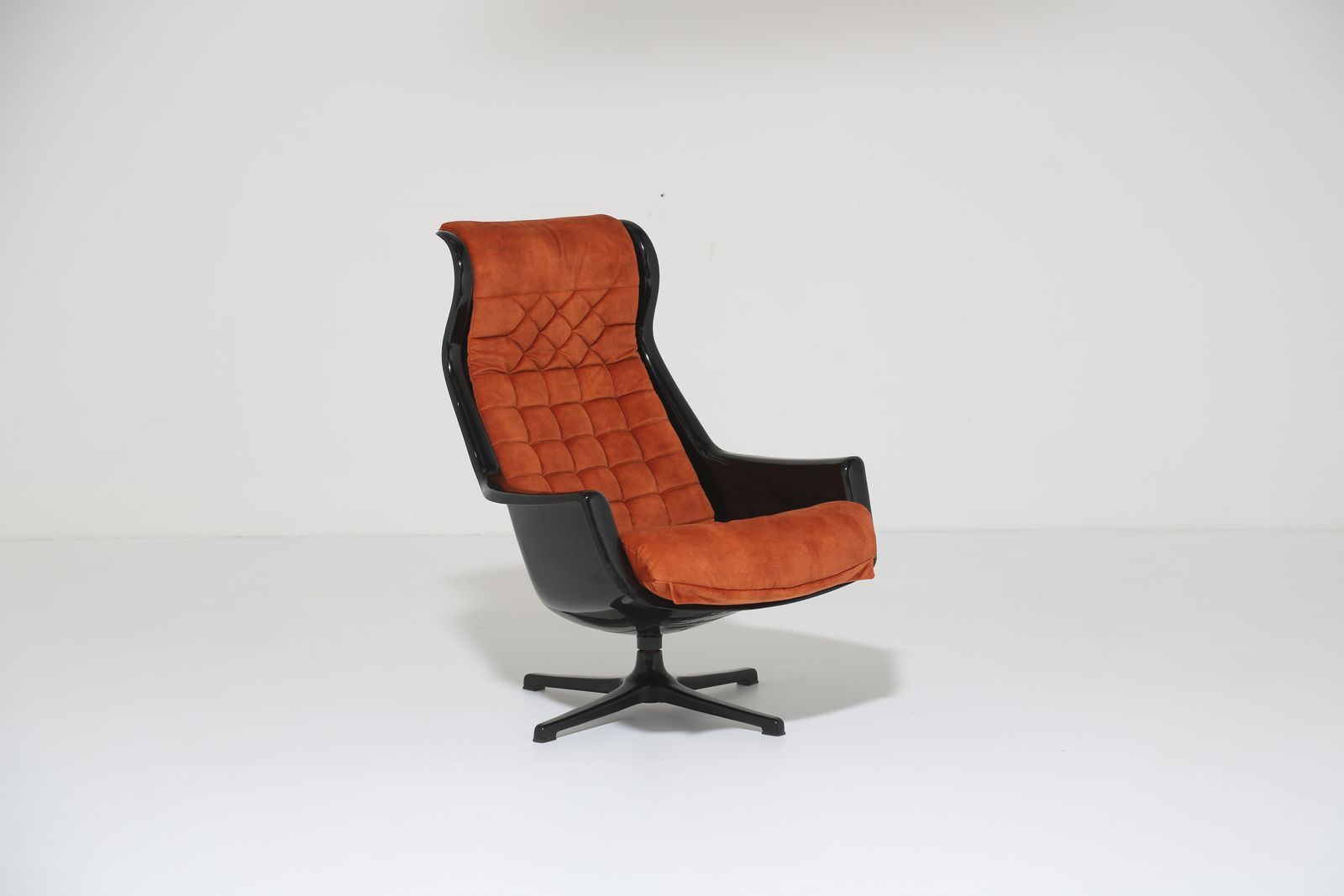 photo vinterior Vintage Swedish Space Age Swivel Lounge Chair "Galaxy" By Alf Svensson And Yngvar Sandström For Dux , 1960s