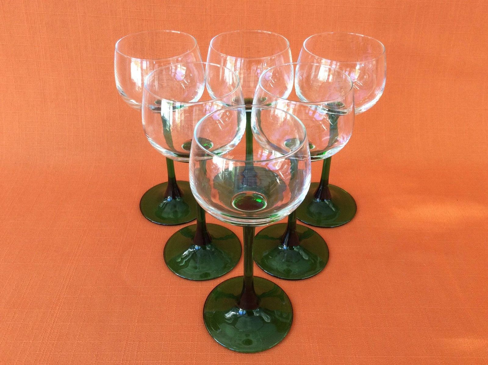 Retro Luminarc Groene Stengelglazen, Hockglazen (Set van 6), Wijnglazen jaren 1970 photo furniture