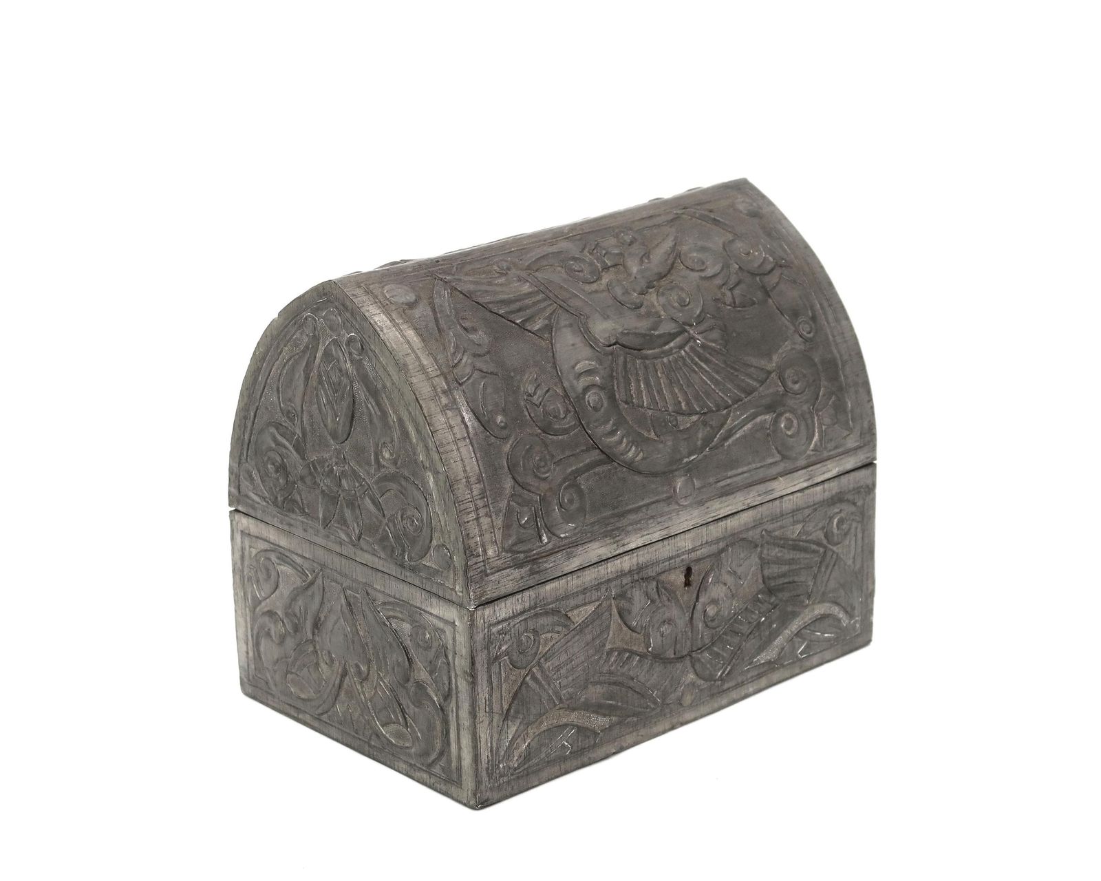 Frans art nouveau tinnen cassette, repoussé en gehamerd tin, ca. 1900-1915, toegeschreven aan de stijl van Daguet, art deco Frankrijk Alfred Daguet