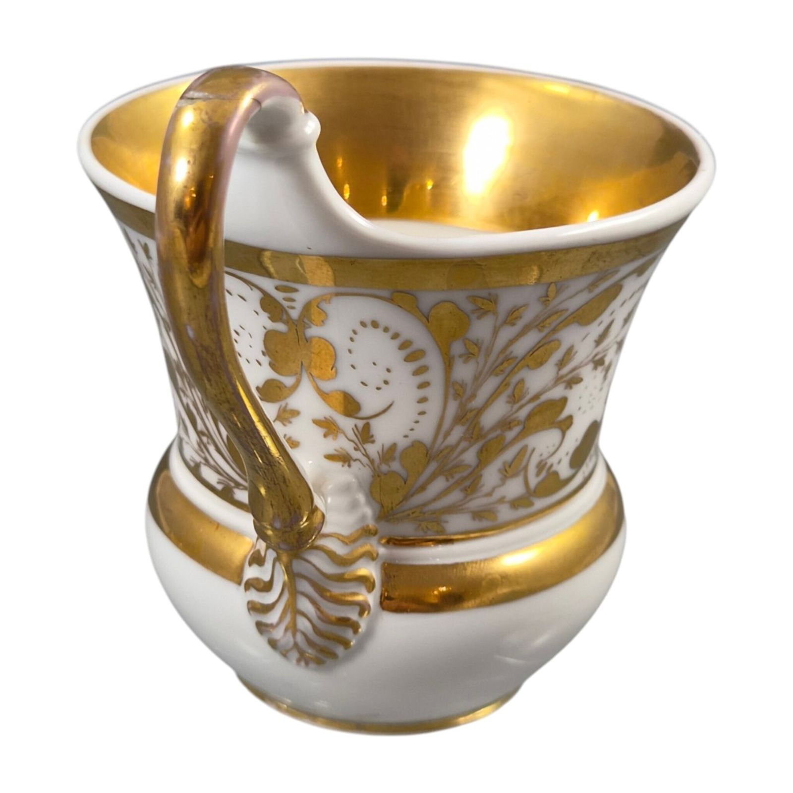 photo furniture Royal Kpm Berlin Porcelain Tea Cup With Peacock Island View, C.1840