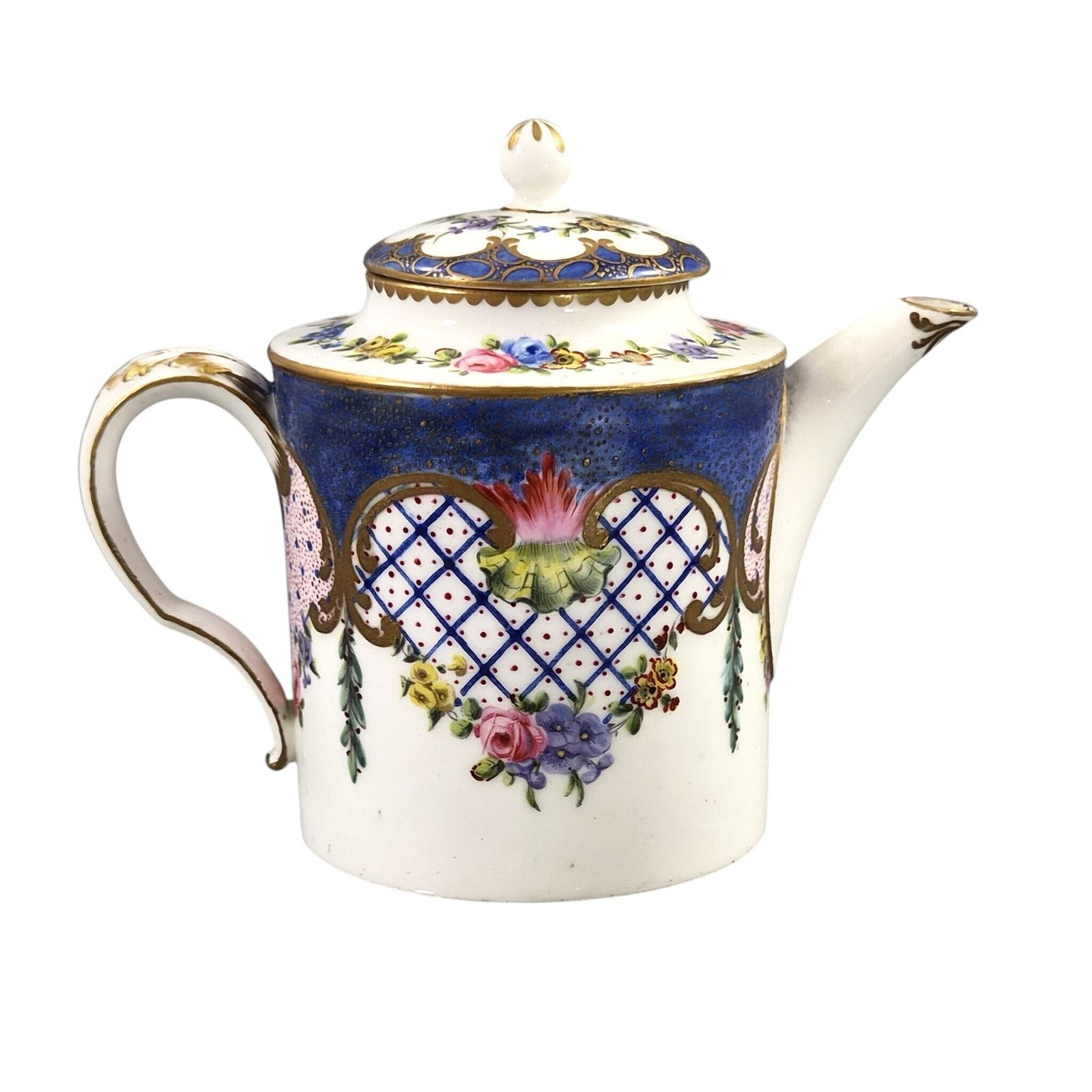 Franse koninklijke Sèvres-porseleinen theepot in Litron-vorm, 1772 photo for sale