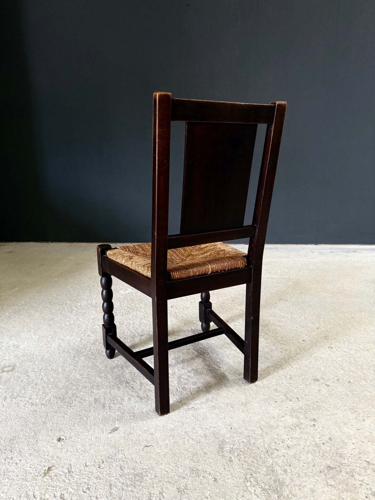 Franse Provincial Design Eetkamerstoelen met Gesneden Rugleuning van Charles Dudouyt photo vintage