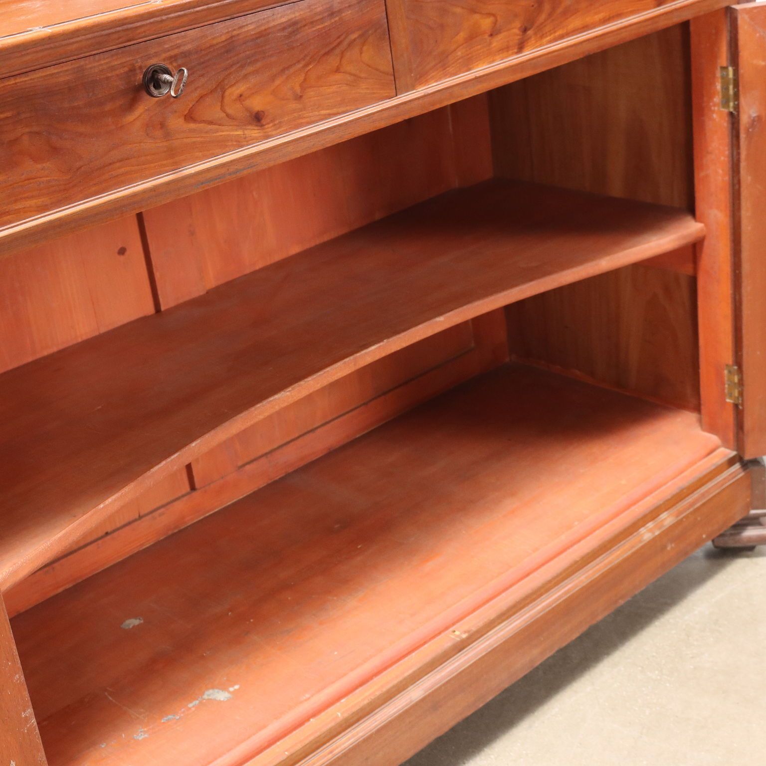 photo furniture Kast Louis-Philippe Mahonie Lades Italië 19e Eeuw