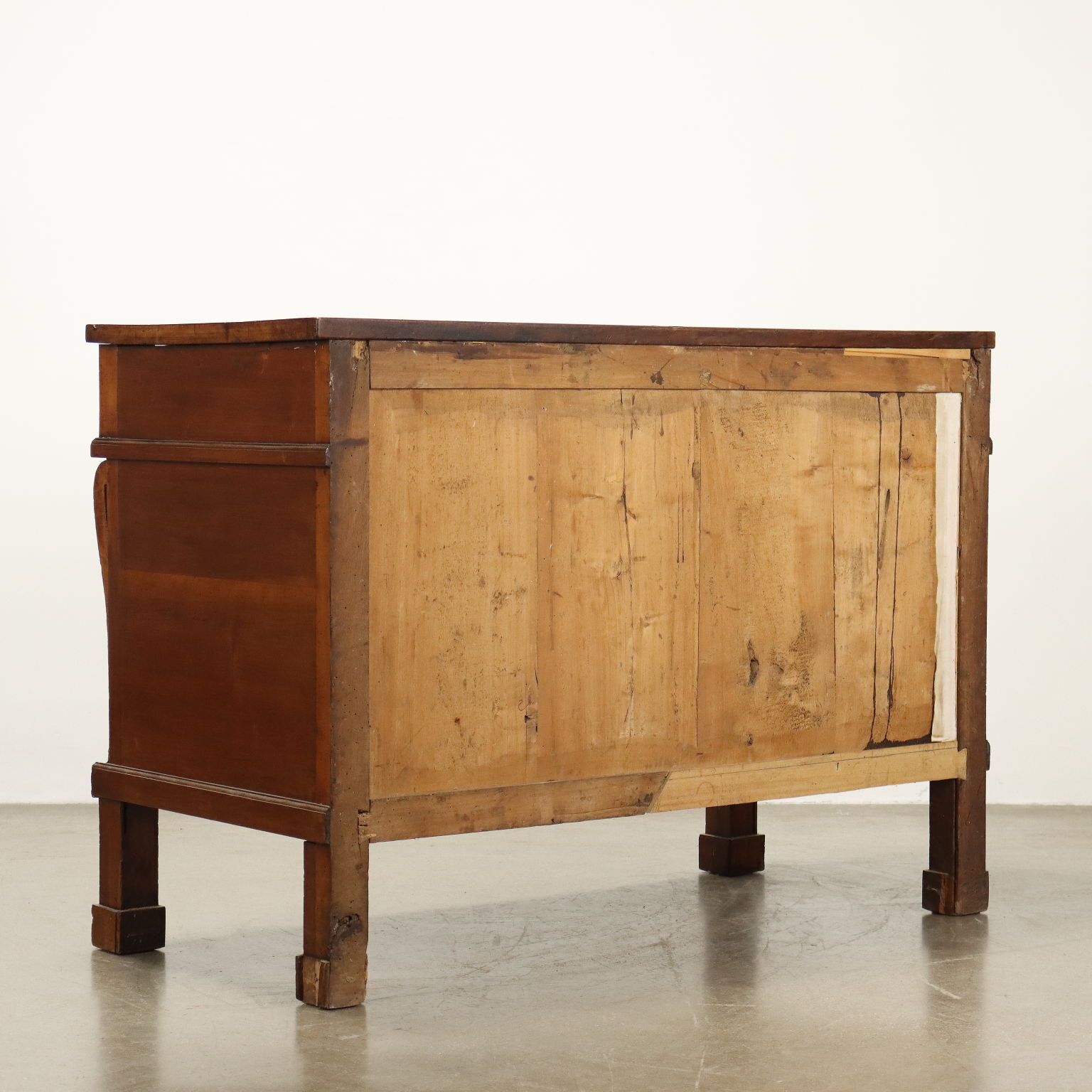 photo for sale Commode d'époque Restauration en noyer, 3 tiroirs, XIXe siècle
