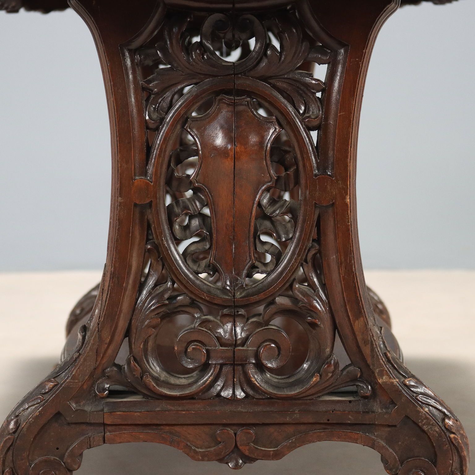 Walnoten Salontafel Met Groen Marmer photo 570.0