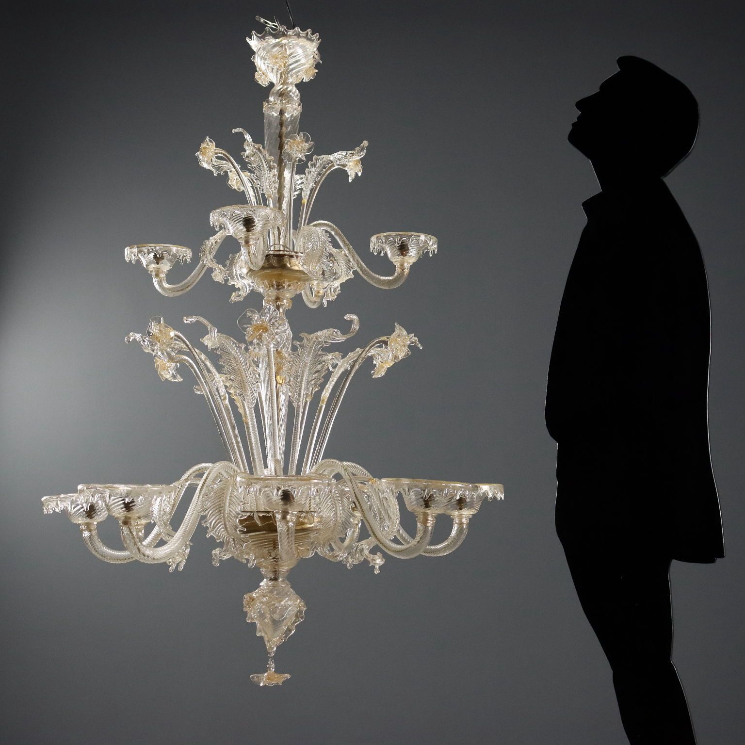 Antieke kroonluchter, geblazen glas, 12 lichten, Italië, 20e eeuw photo furniture