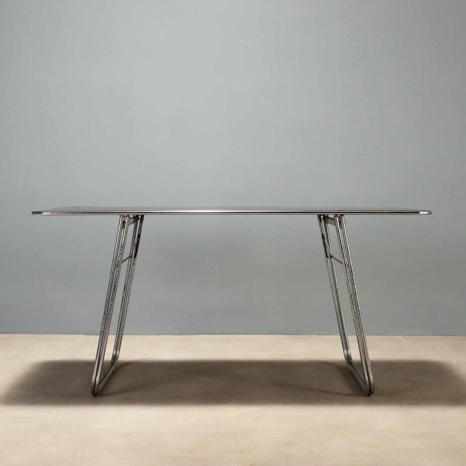 Vintage tafel, verchroomd metaal, laminaat, Italiaans design, jaren 1970 photo for sale
