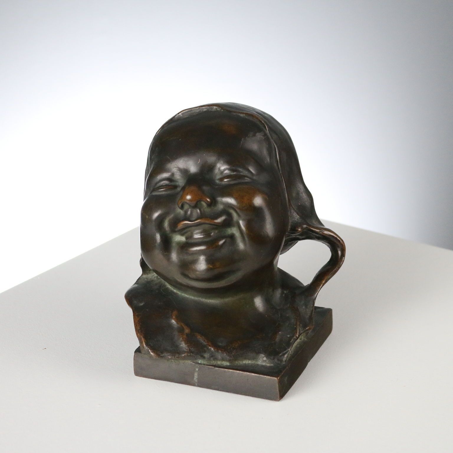 Sculpture d'époque en bronze, tête d'enfant, Italie, début du XXe siècle