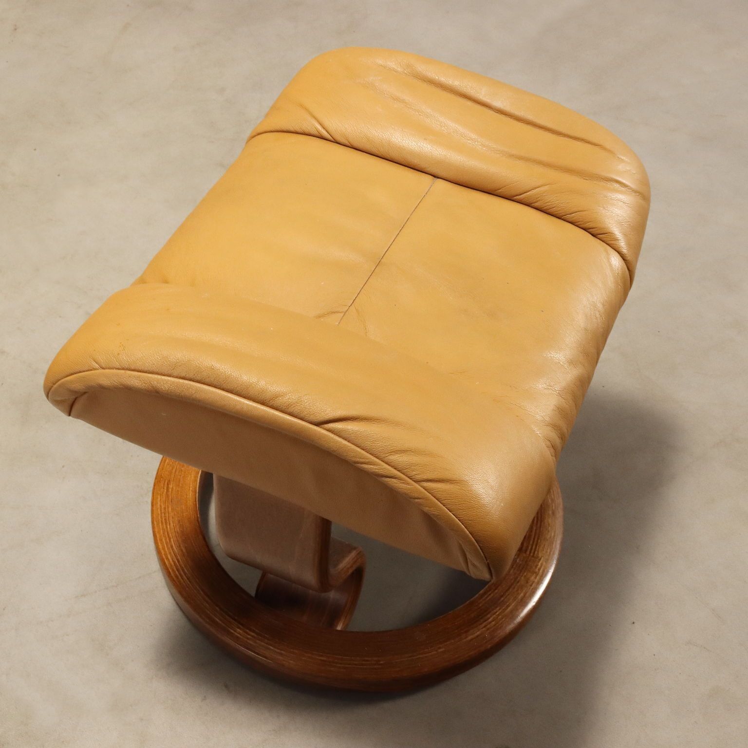Vintage Ekornes Armchair With Footrests Leather Design 1980s photo vintage