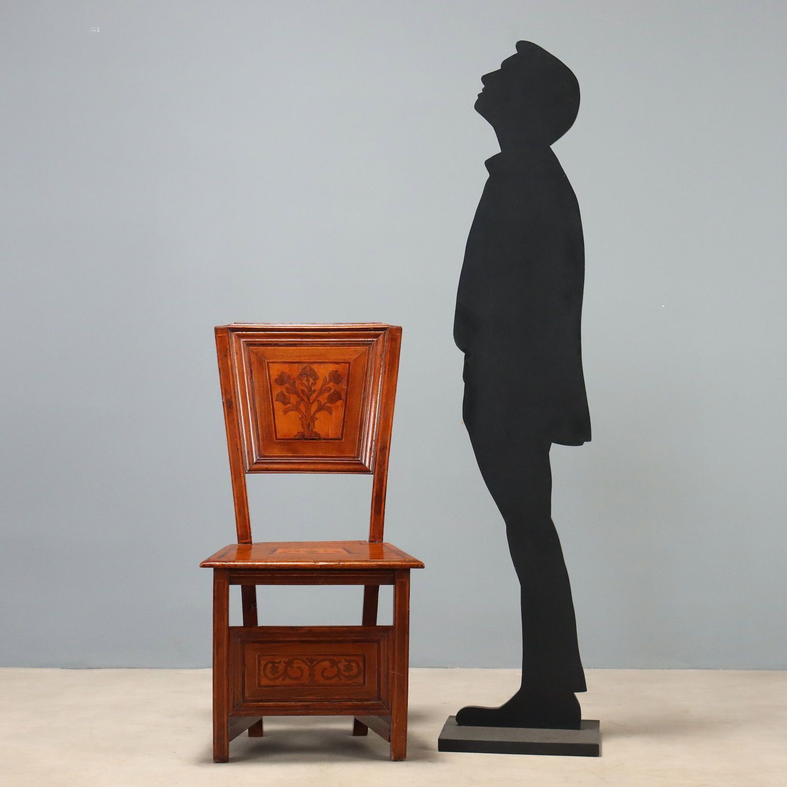 Barokke stoel walnoot esdoorn Italië 18e eeuw photo furniture