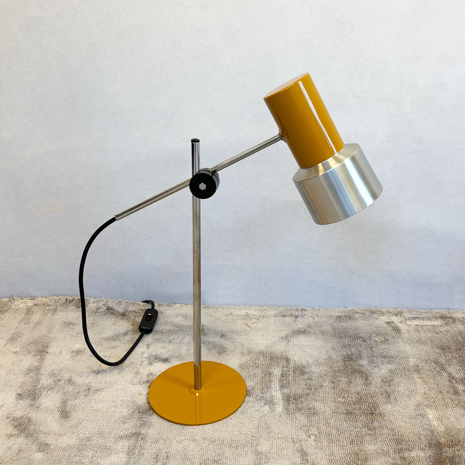 Prova Mustard Enamelled Metal And Aluminium Adjustable Desk Lamp, Italy photo for sale
