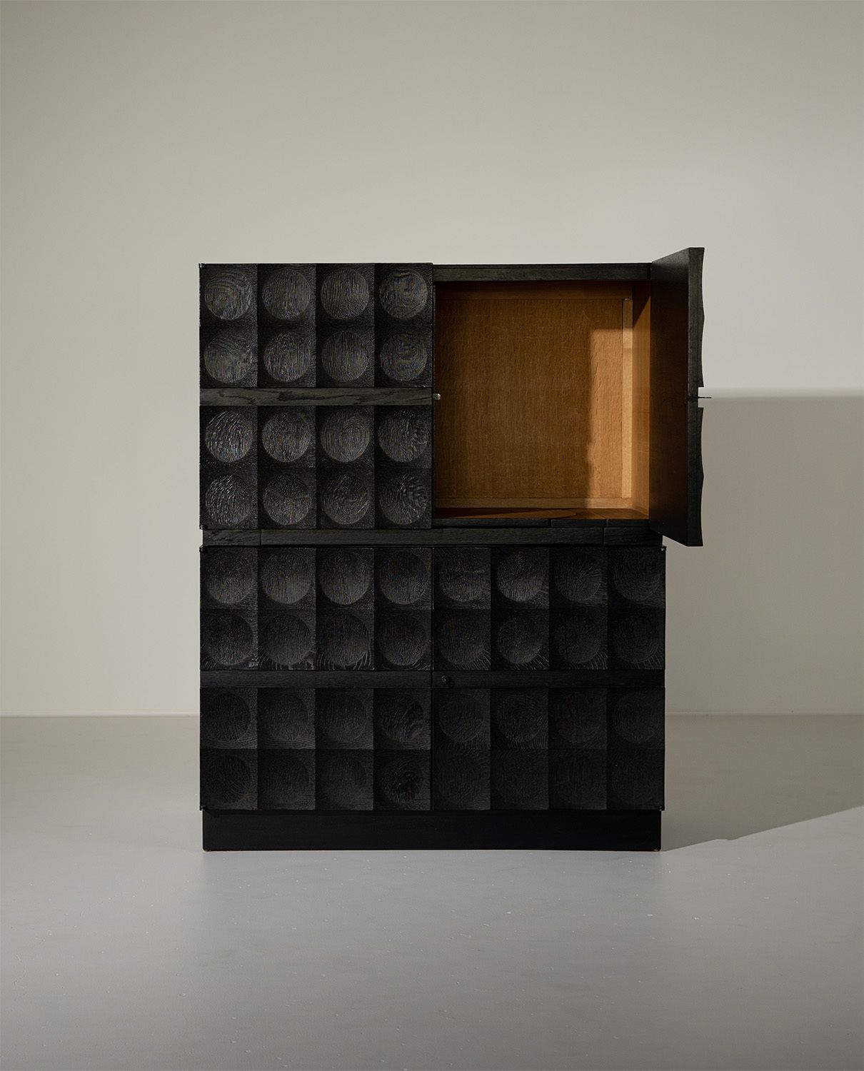 Brutalist Cabinet in Black Stained Oak, J. Batenburg, België, jaren 1970 photo for sale