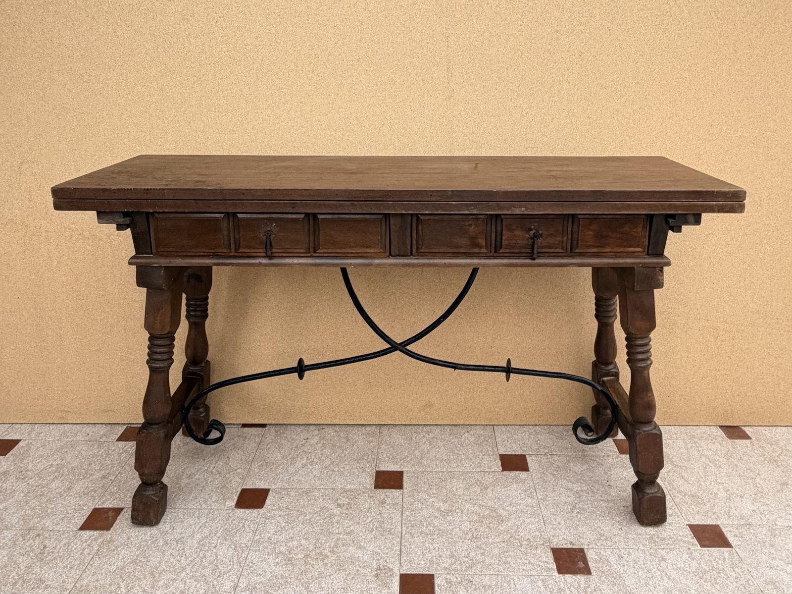 Spaanse Klaptafel met IJzeren Verbindingsstangen, jaren 1940 photo for sale