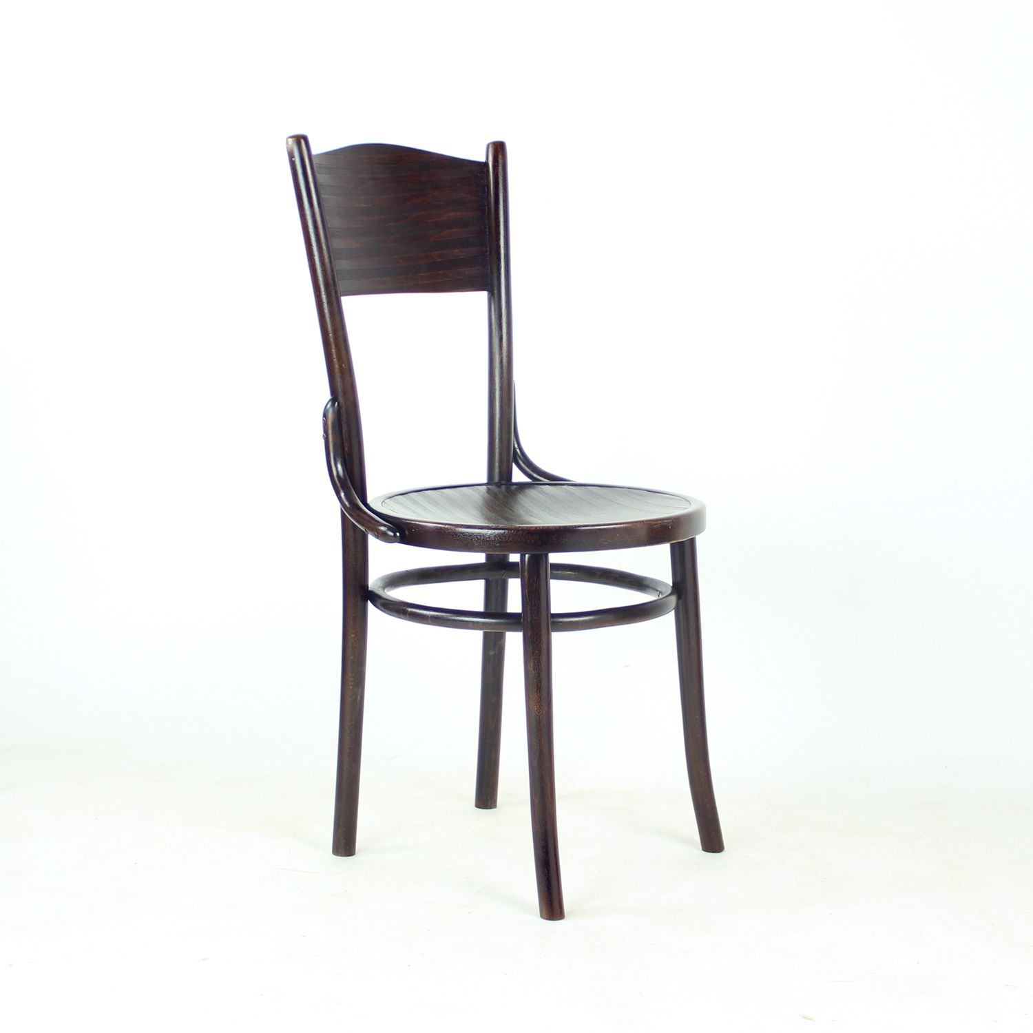 Benthouten stoel van Thonet, Tsjechoslowakije jaren 1940