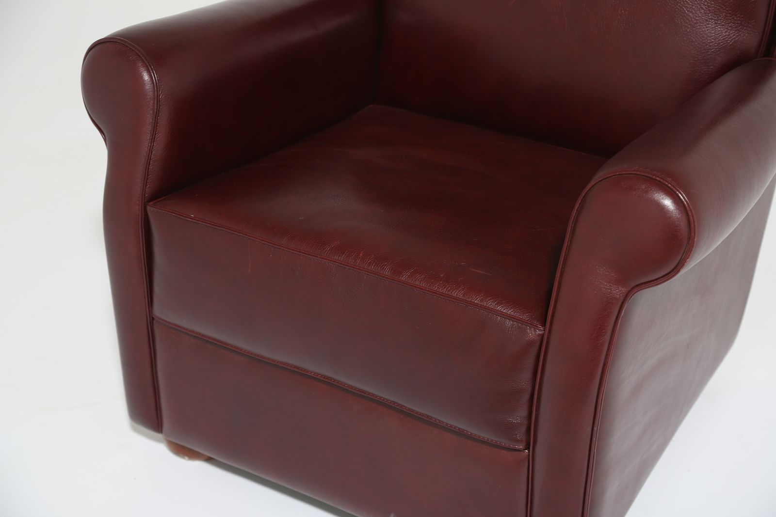 Pair Of Art Deco Style Italian Burgundy Leather Club Chairs By Fratelli Mascheroni photo vintage